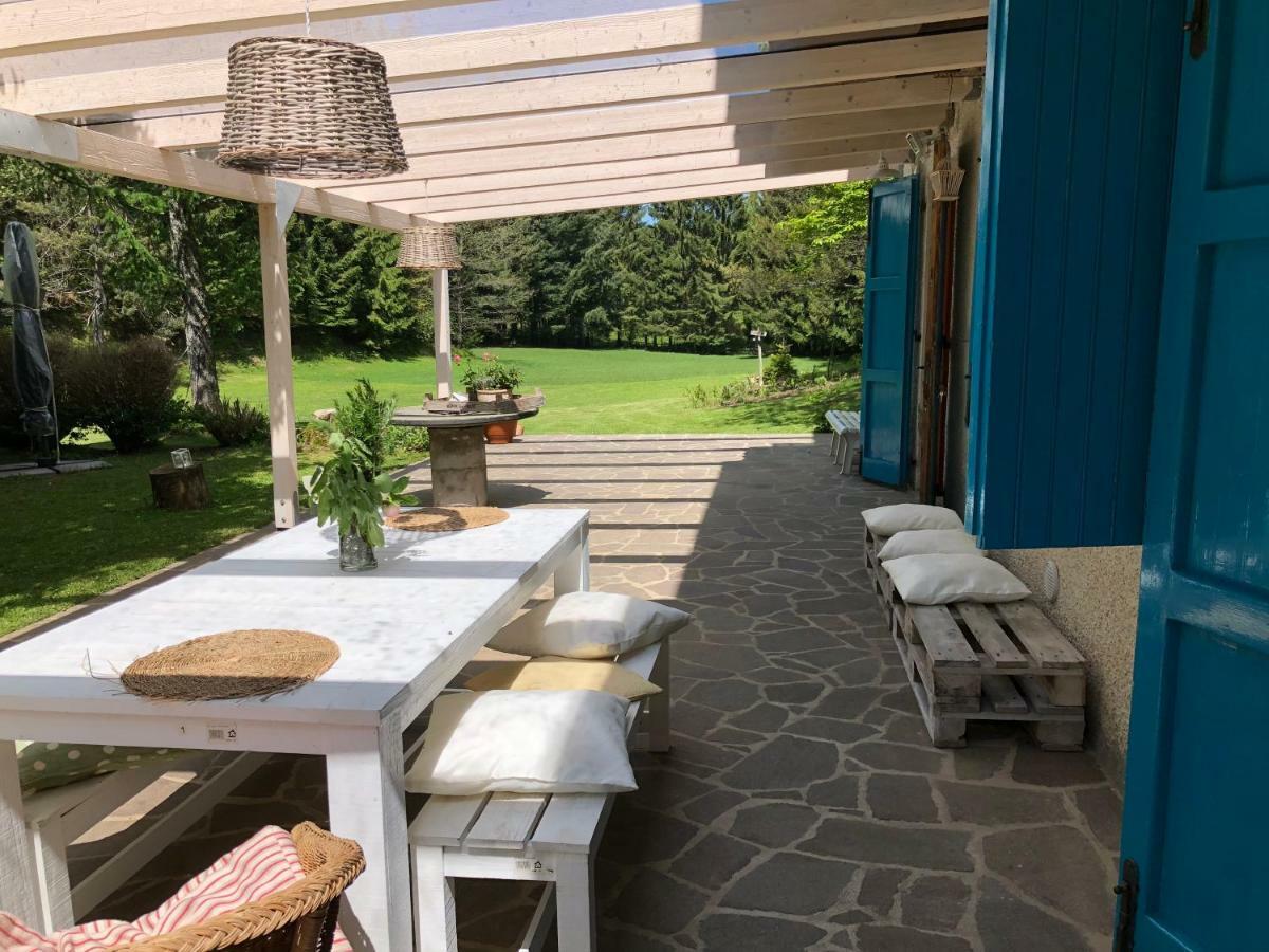 Agriturismo La Casa Nel Bosco Boveglio ภายนอก รูปภาพ